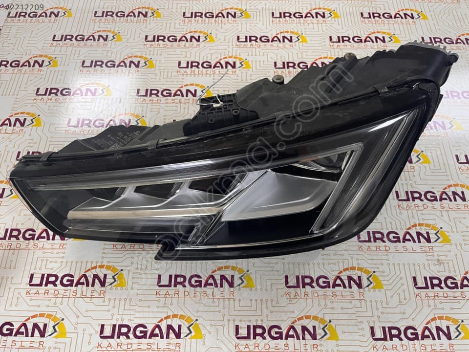 8W0.941.035 030129623300 AUDI A4 S4 LED MATRIX SAĞ FAR