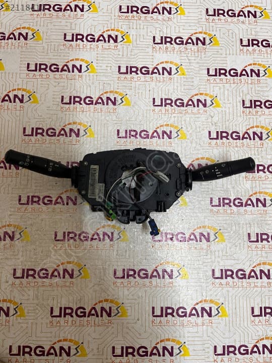 618300074 820021644812C RENAULT MEGANE DREKSİYON MAKARASI