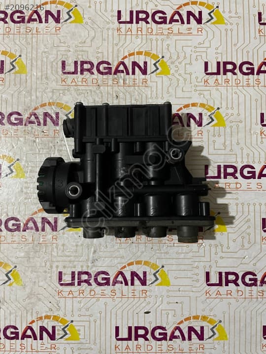 21083657 VOLVO FH4 SUSPANSIYON KONTROL VALFİ