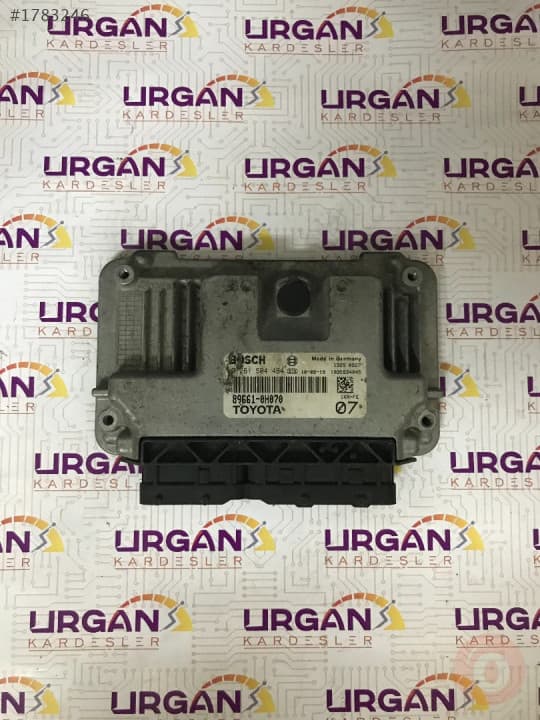 0261S04464 89661-0H070 TOYOTA AYGO MOTOR BEYNİ BOSCH ECU